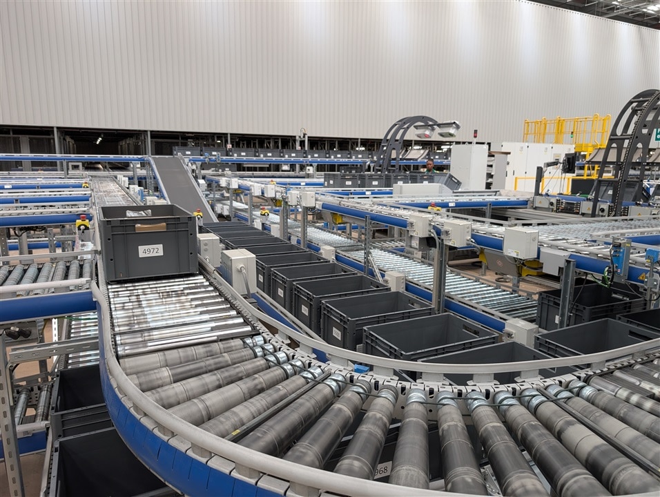 Curved conveyor