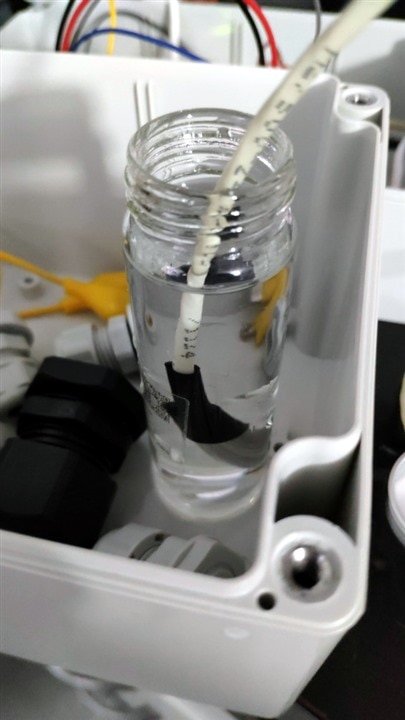 Water with temperature probe