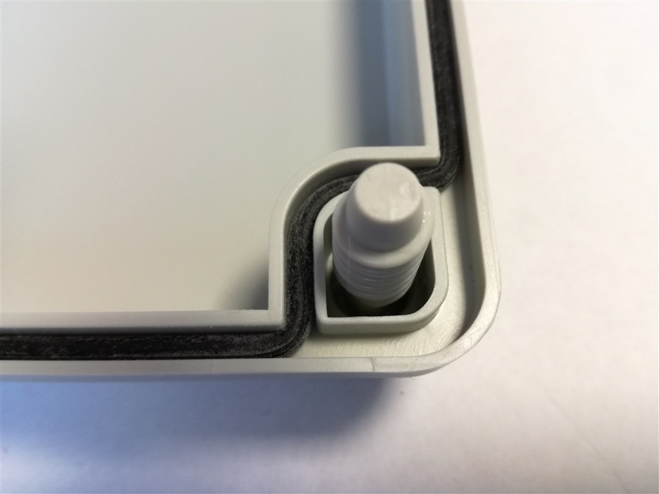 Enclosure seal