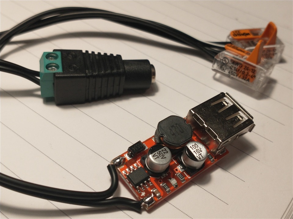Connectors and power suply