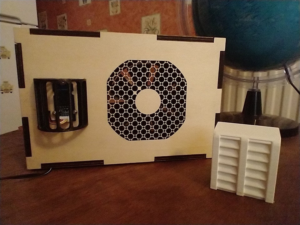 A photograph of the Cool Wave hardware
