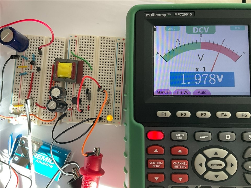 Output Voltimeter