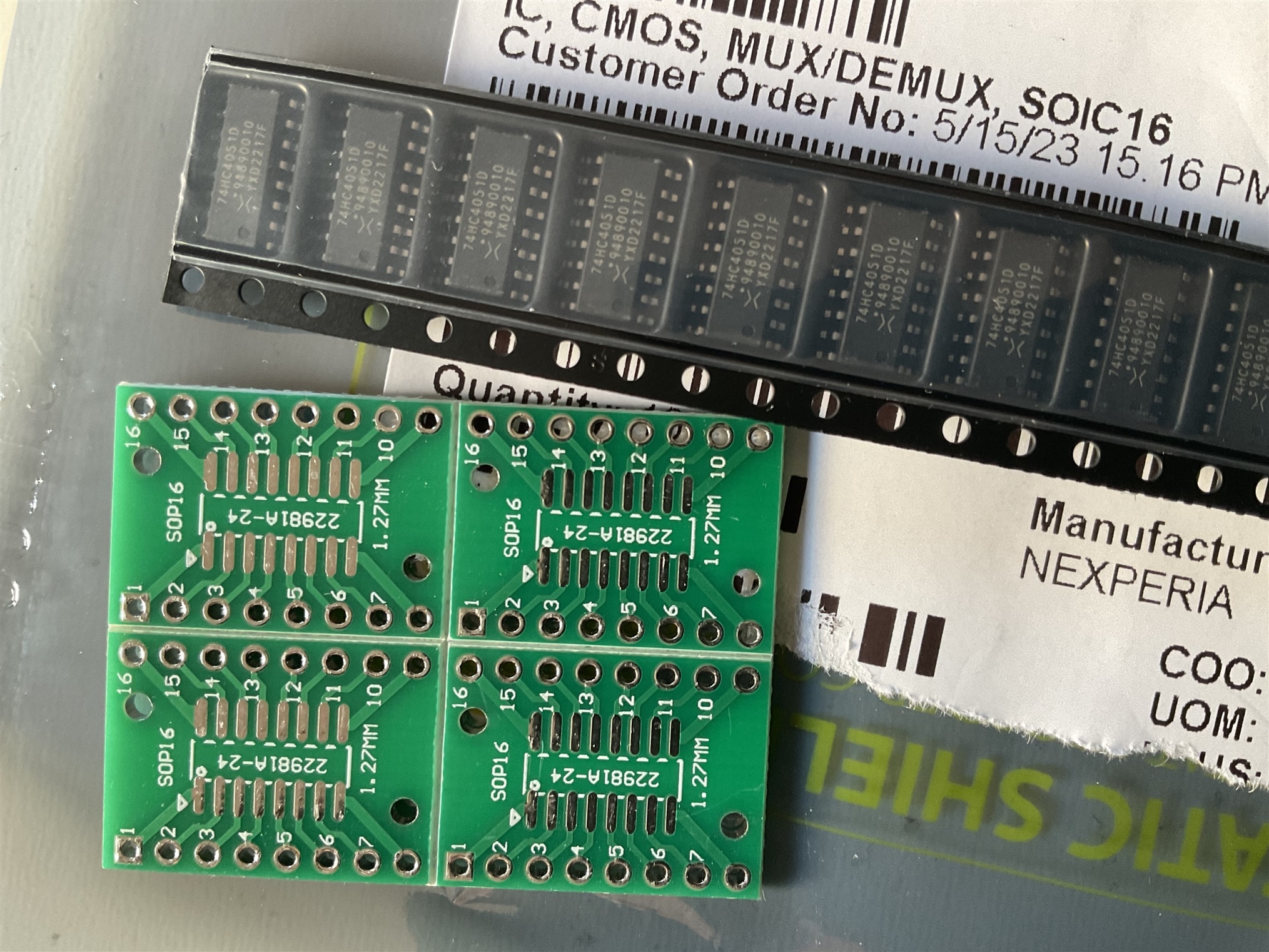 Analog 8:1 multiplexer
