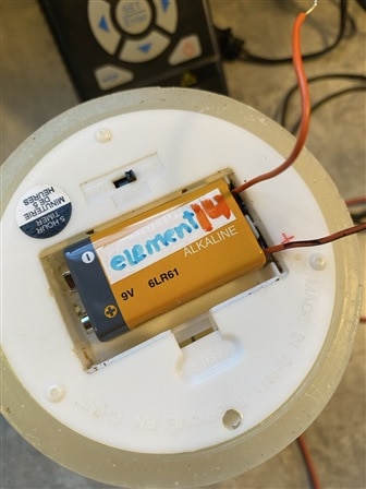 9v in 2AA compartment