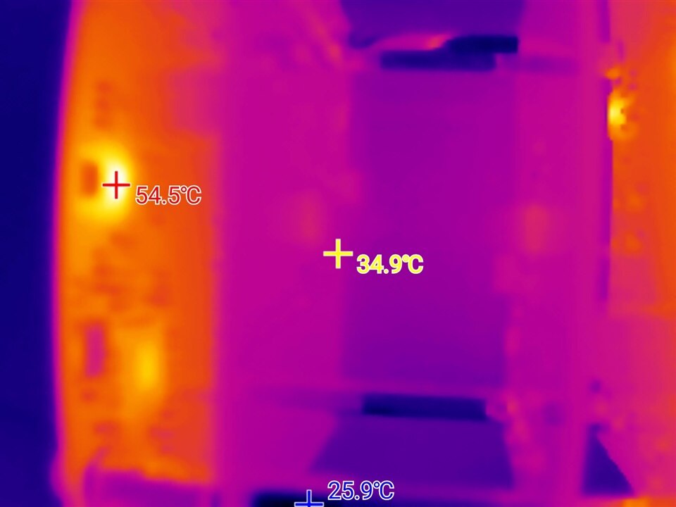 Q5 power transistor for 1V rail